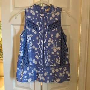 Anthropologie Vanessa Virginia blue & white floral blouse. Size 0